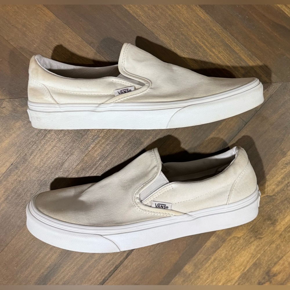 Vans Shoes Womens 9.5/Mens 8 Classic True White Canvas Slip On Sneakers - Picture 7 of 10